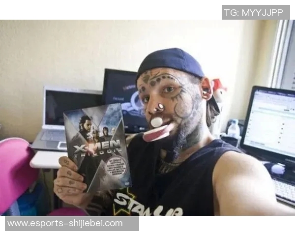 足球巨星炫酷小腿纹身揭秘彰显个性与热血激情